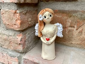 Mini anděl Andělka dekorace figura keramika květ křídla keramikaandee Srdce