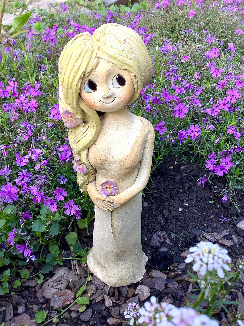 stojící víla fialka dívka dekorace socha soška panenka keramika andee