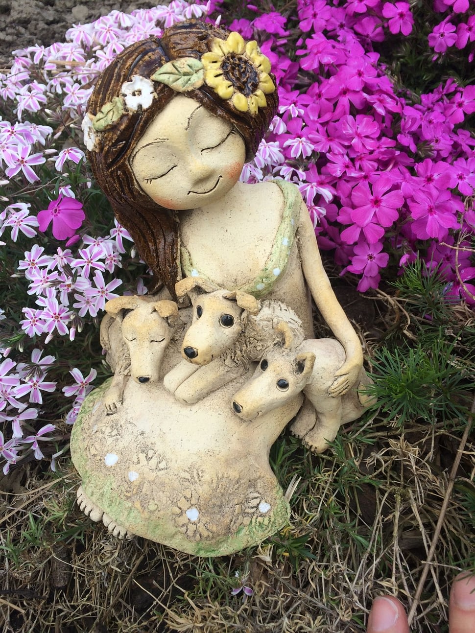víla věneček keramika pes štěně andílci keramikaandee dekorace soška