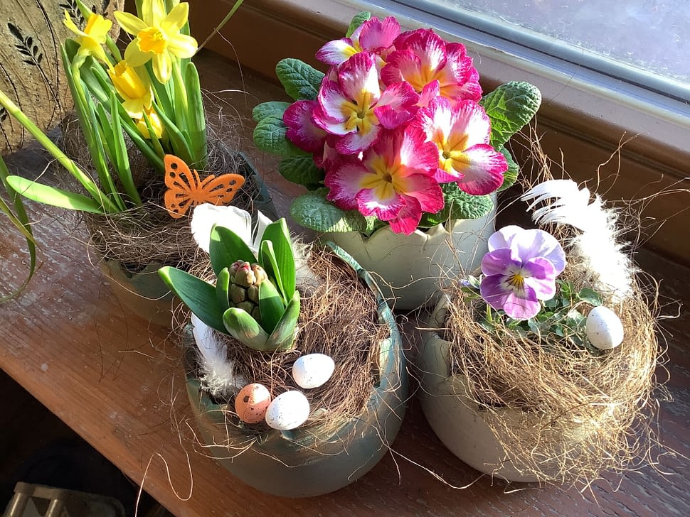Skořápka květináč keramika dekorace jaro Velikonoce keramikaandee
